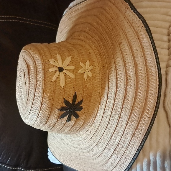 Stylish Boho Tan Floppy Straw Raffia Hat with Floral Accents Packable - Picture 1 of 8